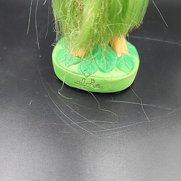 Vintage Hula Girl Ukulele Bobber Chalkware Dashboard Ceramics Japan Dated 1988 - Picture 8 of 12
